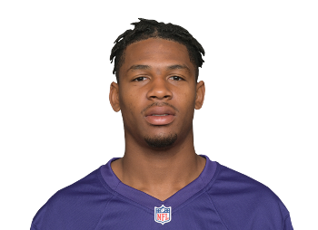 Jaylen Hill headshot