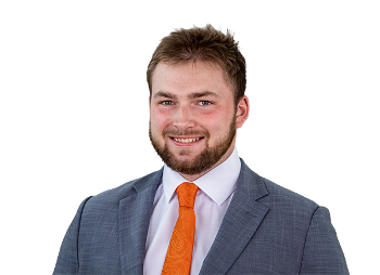Connor Bazelak headshot